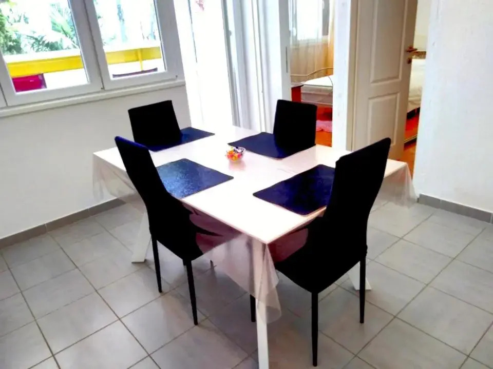 Apartments Suzana 2BR Split with balcony