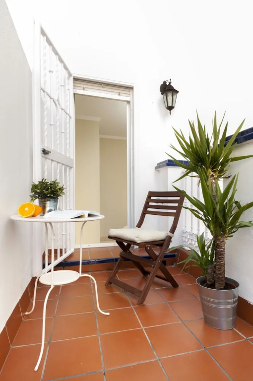Apartment in Front of the Cathedral. 2 Bedrooms. Catedral I
