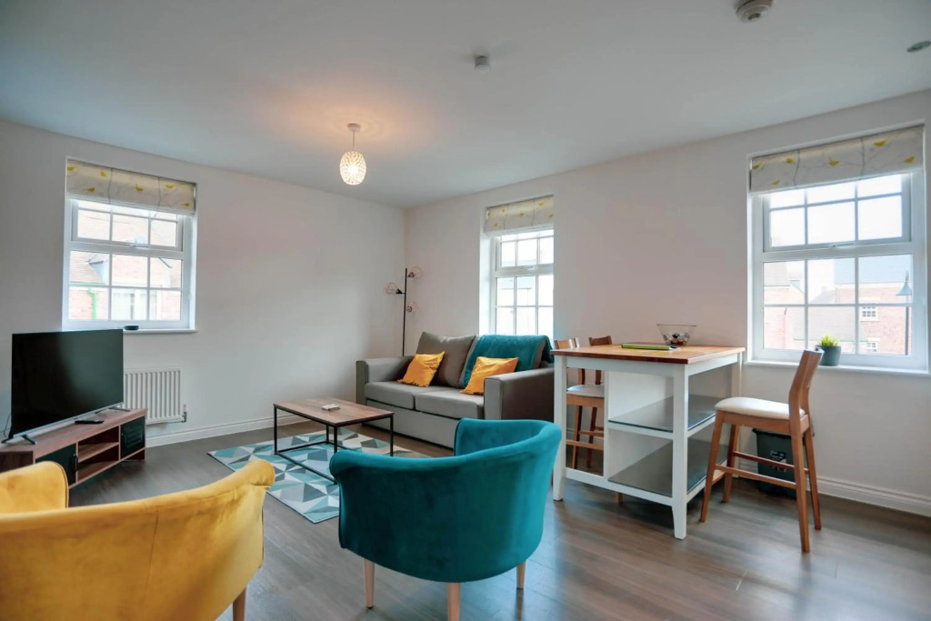 STALDON COURT - A 2 Bedroom Apartment by Prestigious Stays - Includes Wifi, Netflix & Amazon Alexa