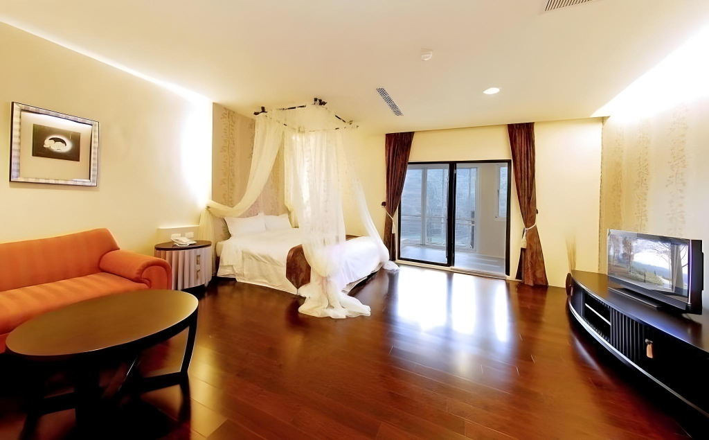 Sun Moon Lake Karuizawa Villa