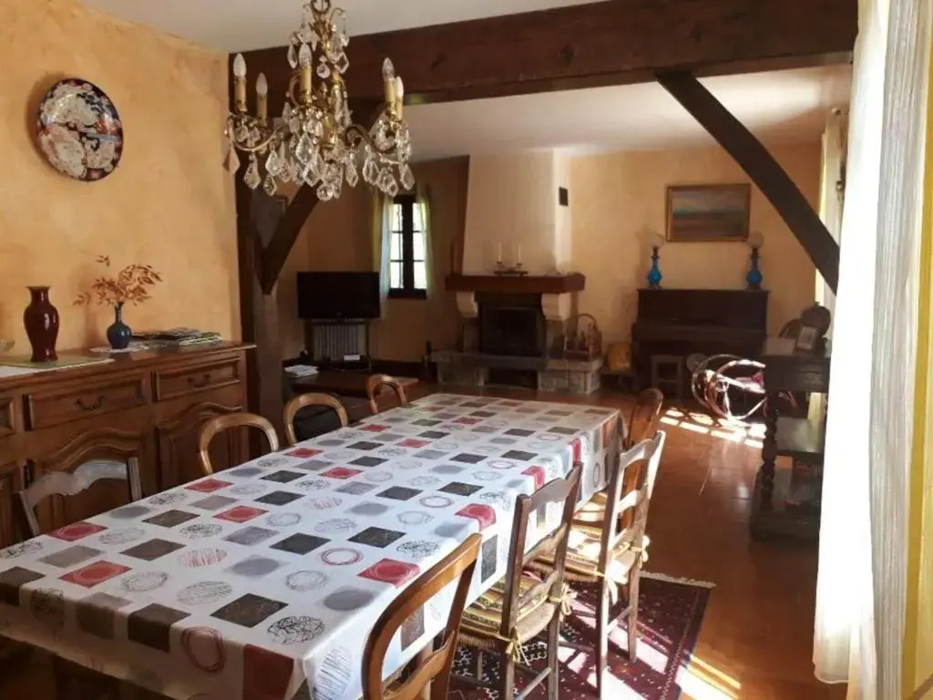 Maison de 5 chambres avec jardin amenage et wifi a Le Bugue