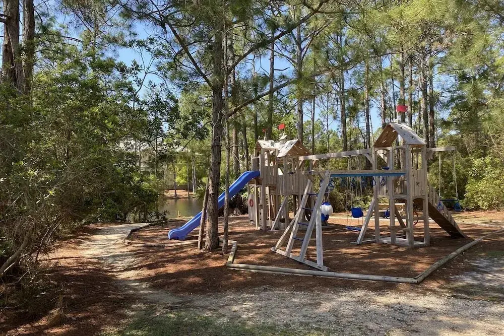 Longleaf Pines by Avantstay Community Pool Bonfires