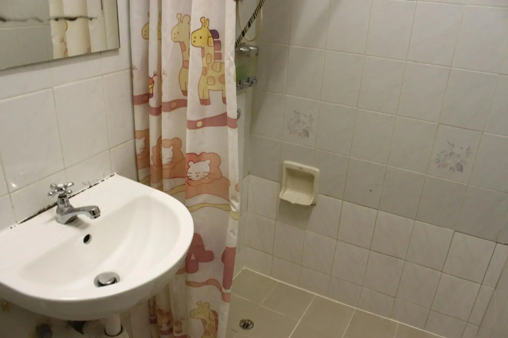 Paris Guest House, 10 E4