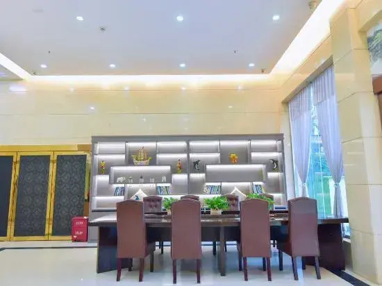 Cangnan Wenju Garden Hotel