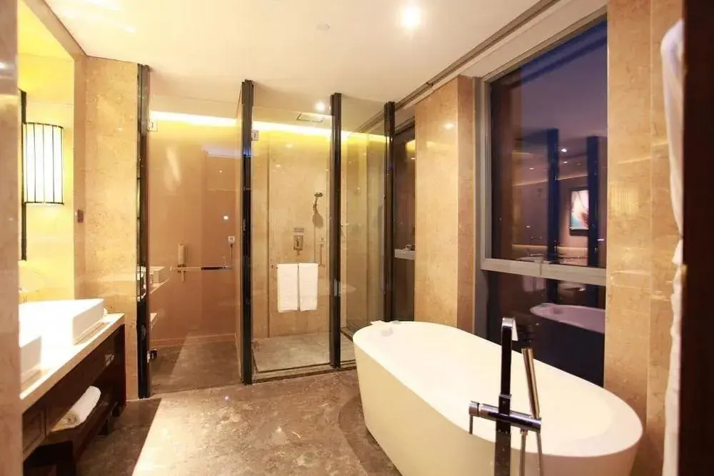 Totem Platinum Hotel