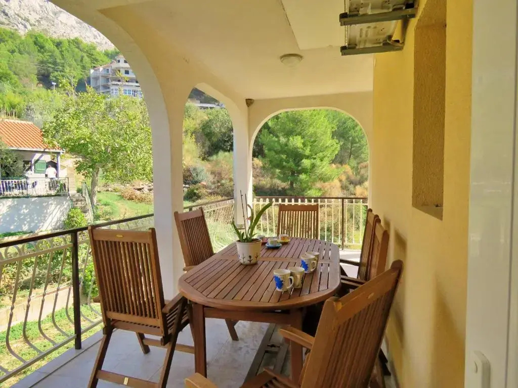 Apartments Nemira