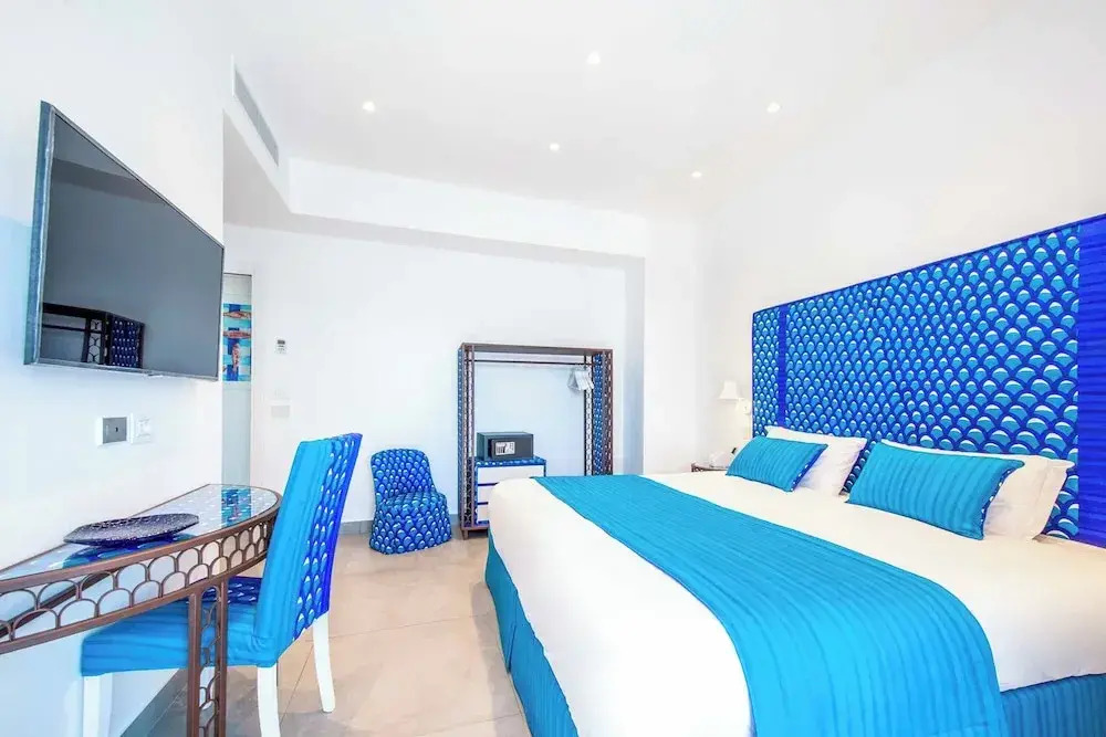 Villa Rockpool