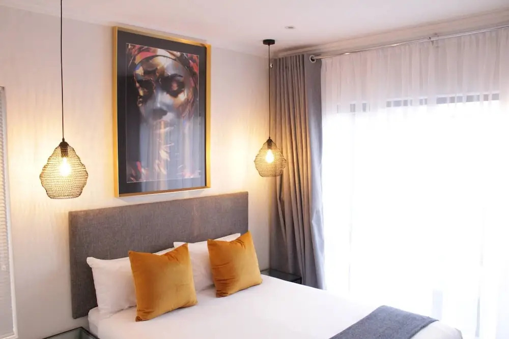 Stunning 2 bed Apartment Near Monte Casino