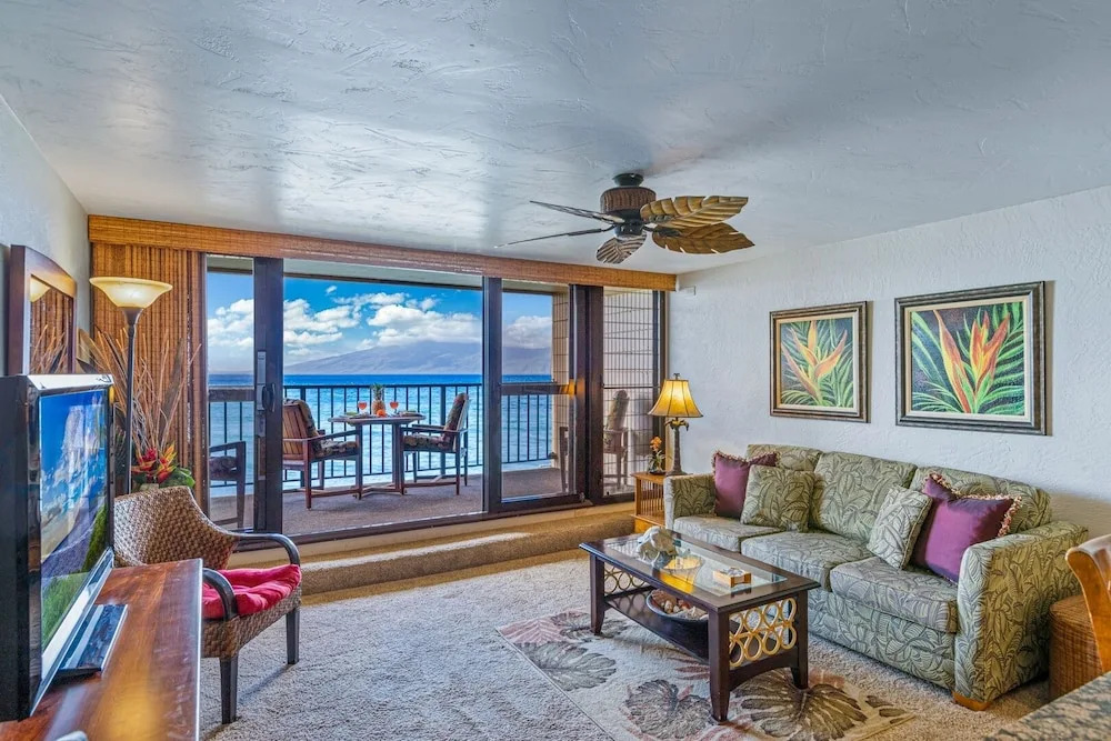 Kaleialoha 209 1 Bedroom Condo by RedAwning