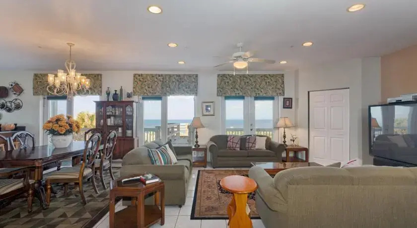 Miracle Eight by Vacation Rental Pros