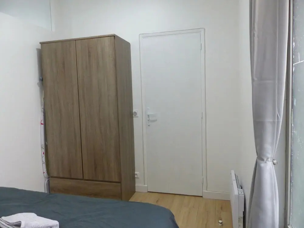 Rue Turgot Apartment