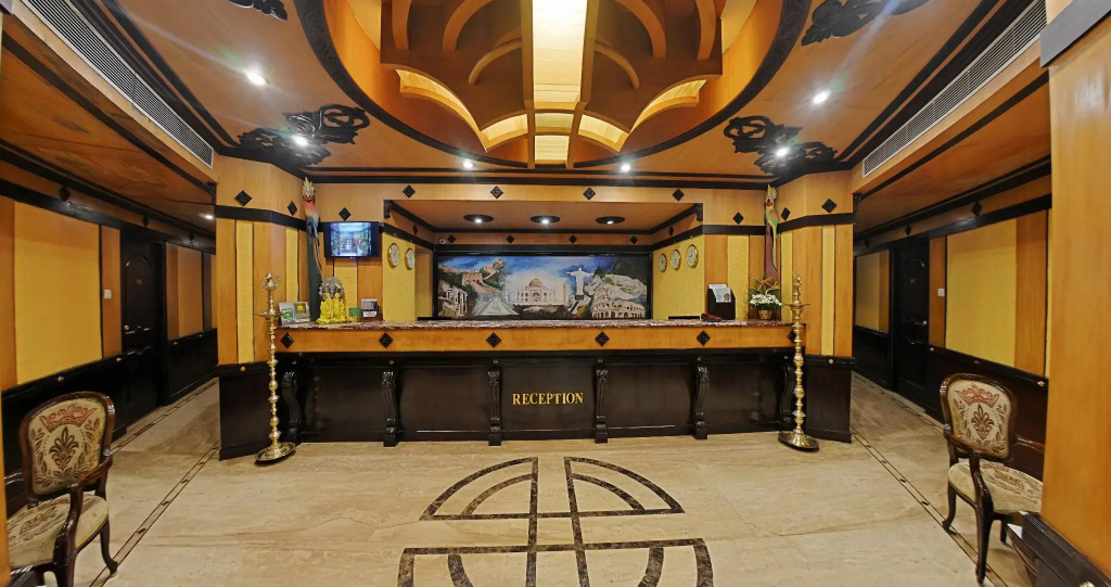 AMS Raj Palace Sundar