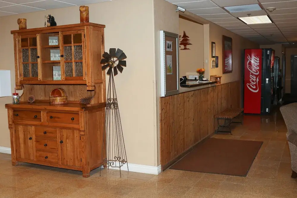 Oak Tree Inn Gillette