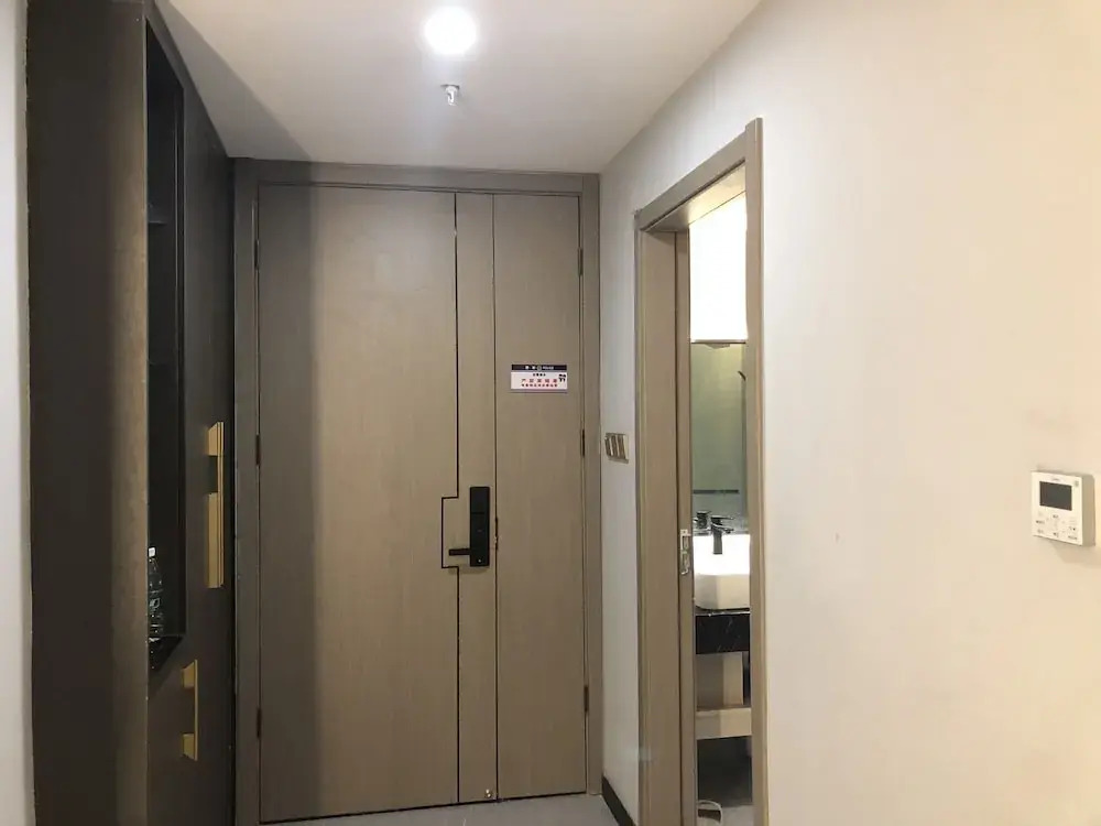 Heqi Hotel