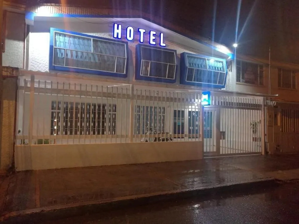 Hotel Connecta Airport Bogota
