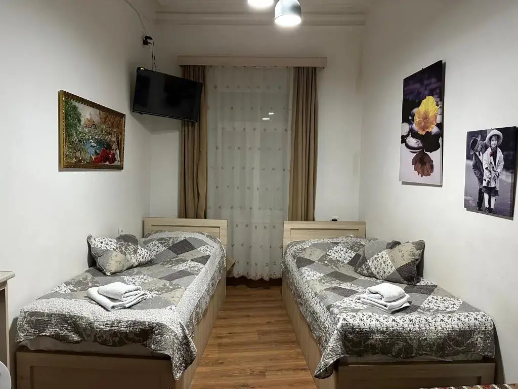 Leselidze Guest House