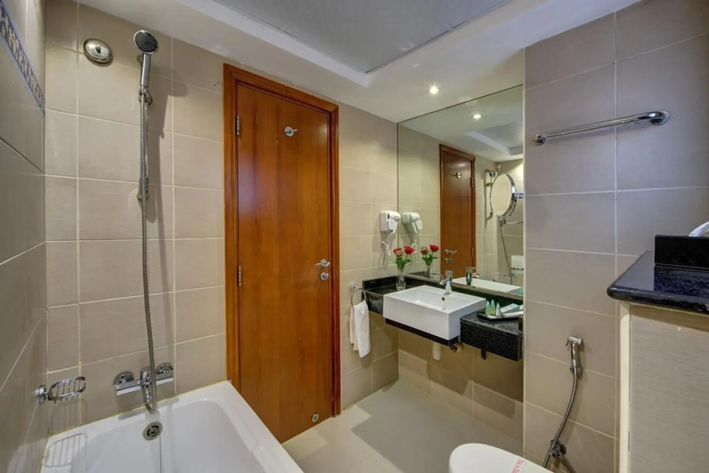 Richmond Greens Hotel