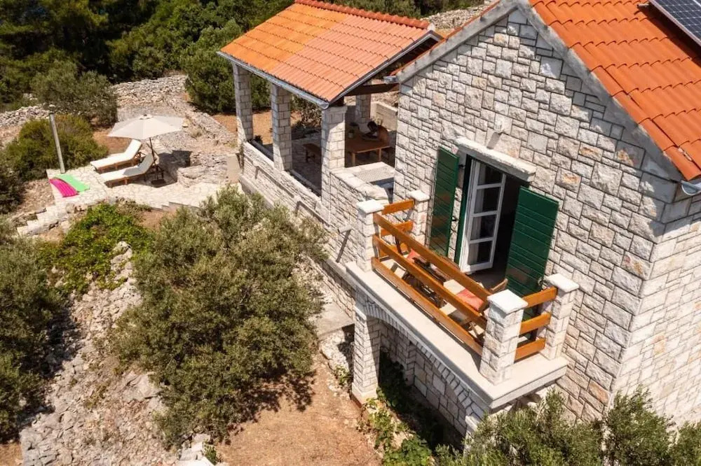 Villa Insula by Belmont Realty