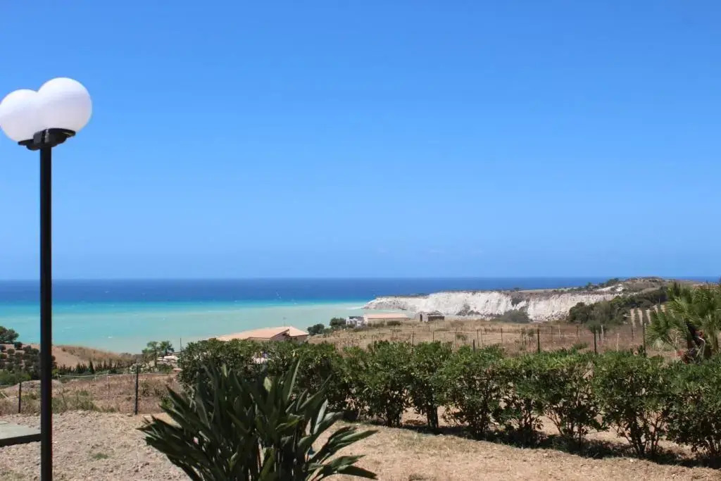 B&B LEDEN DI CAPO BIANCO
