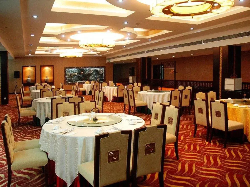 Beijing Luhong Hotel