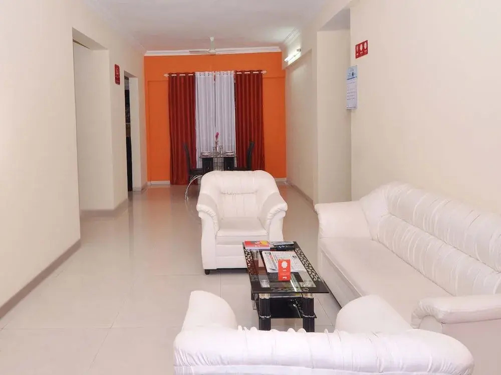 OYO 3684 Apartment Pentagon Group