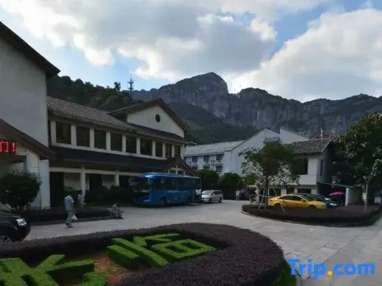 Yinying Mountain Villa