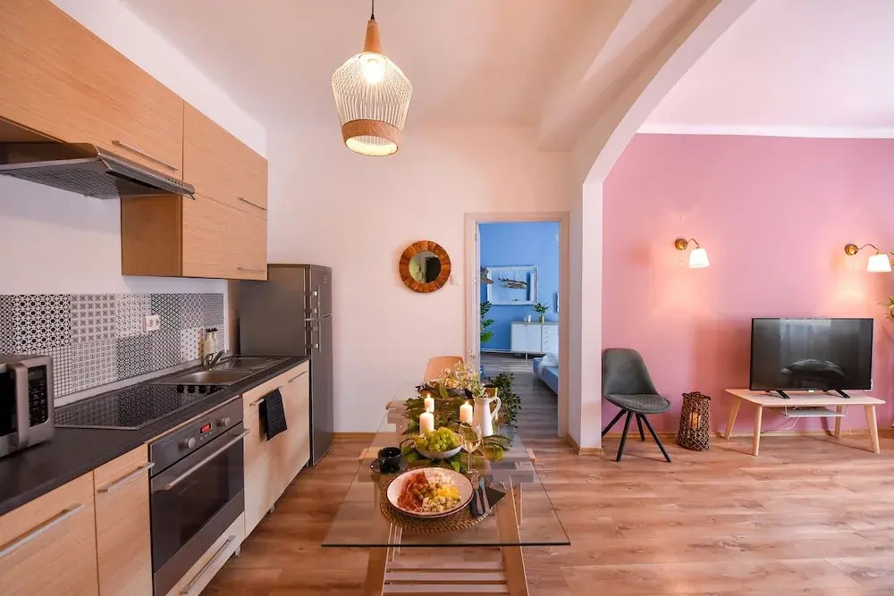 Homey - Strada Constantin Nacu 7