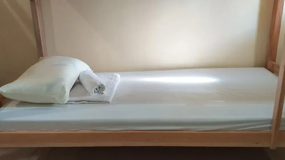 B Hive Dormitory - Hostel