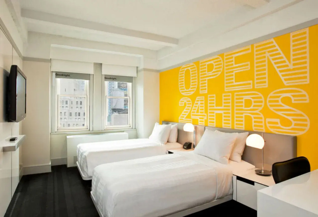 Отель Row NYC