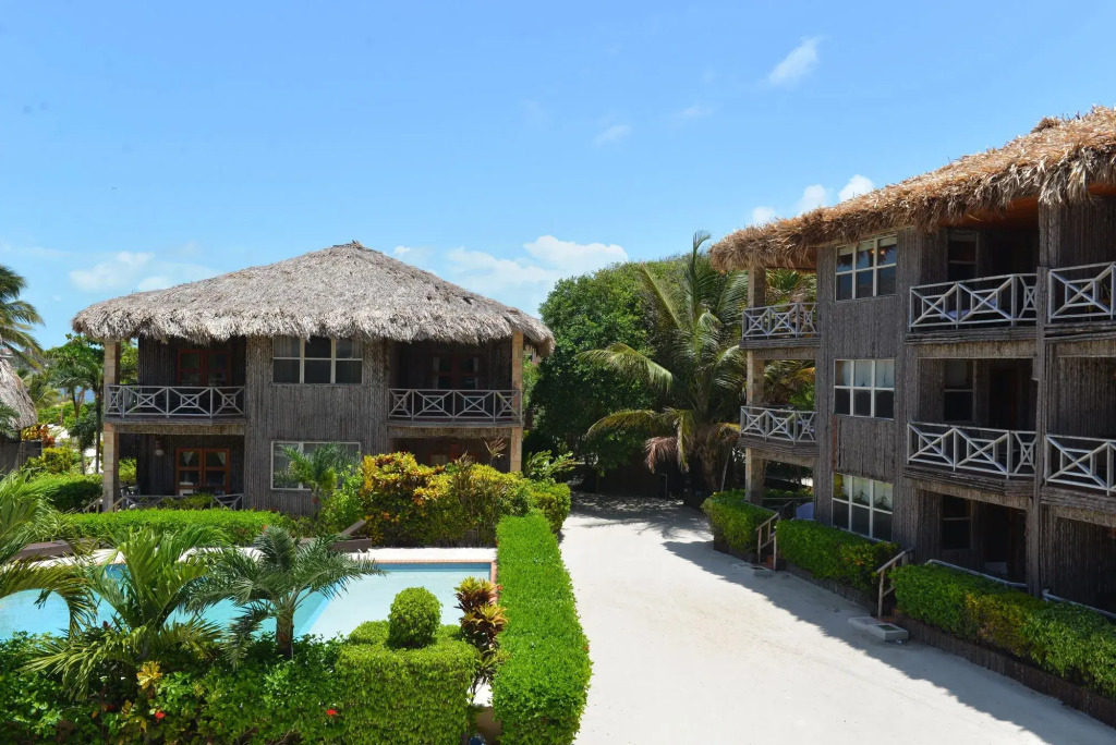 Captain Morgans Retreat