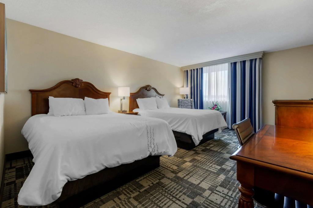 Best Western Plus Dubuque Hotel and Conference Center