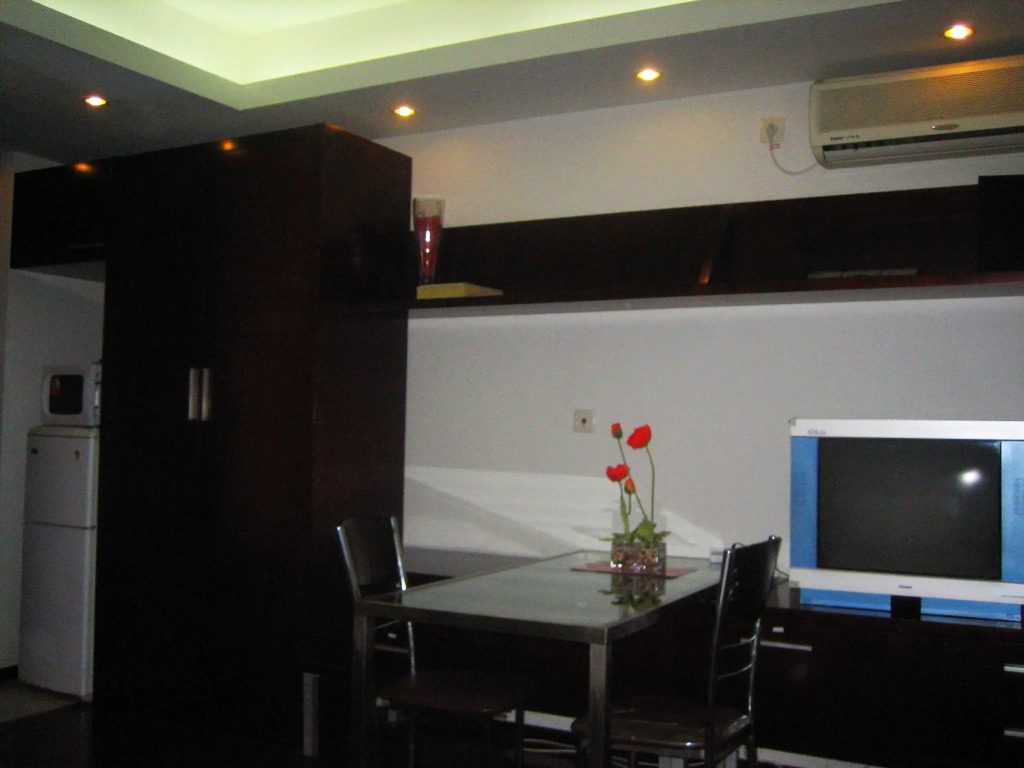 Shanghai Cosmo World Union Service Apartment
