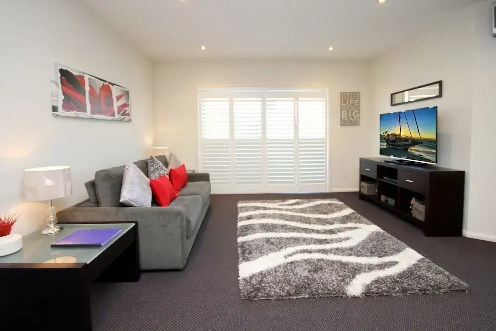 Pacific Blue Apartment 258, 265 Sandy Point Road