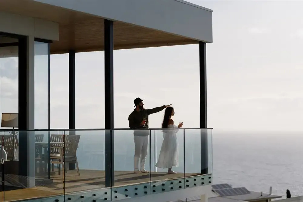 Bayview Luxe Entertainer Pool World Class View