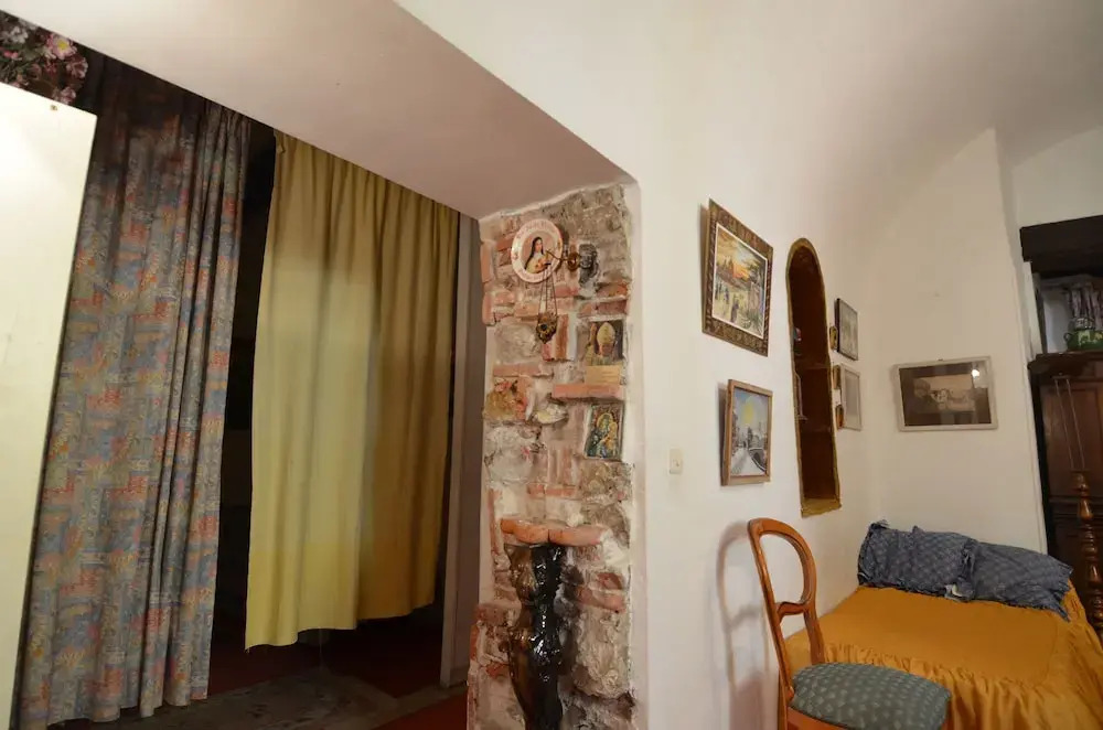 Period apartment 5 period in Old Nice near tramway