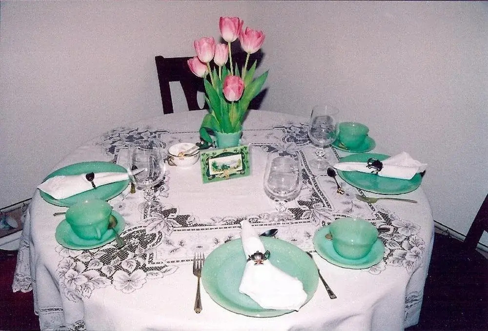 Thompson House Inn & Tea Room