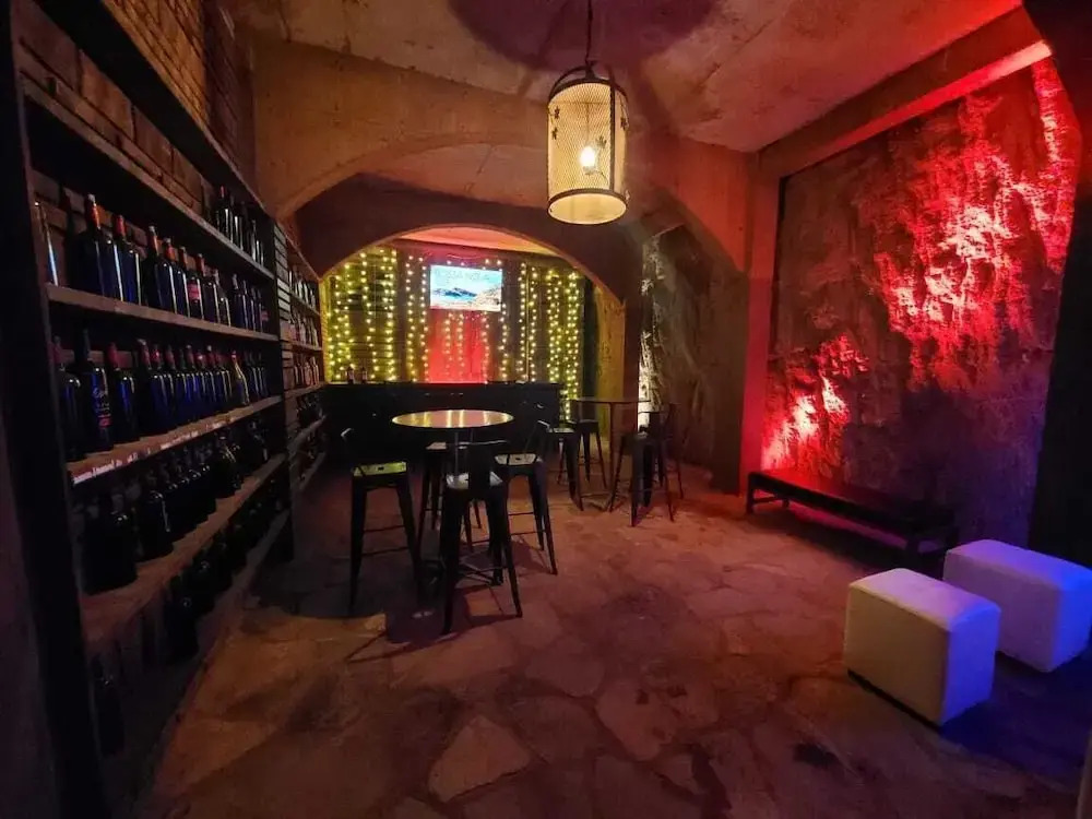 Selah Hotel