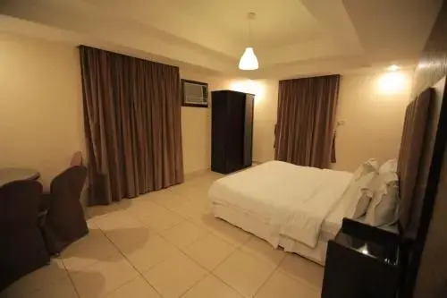 Asalat Al Hamra Furnished Units