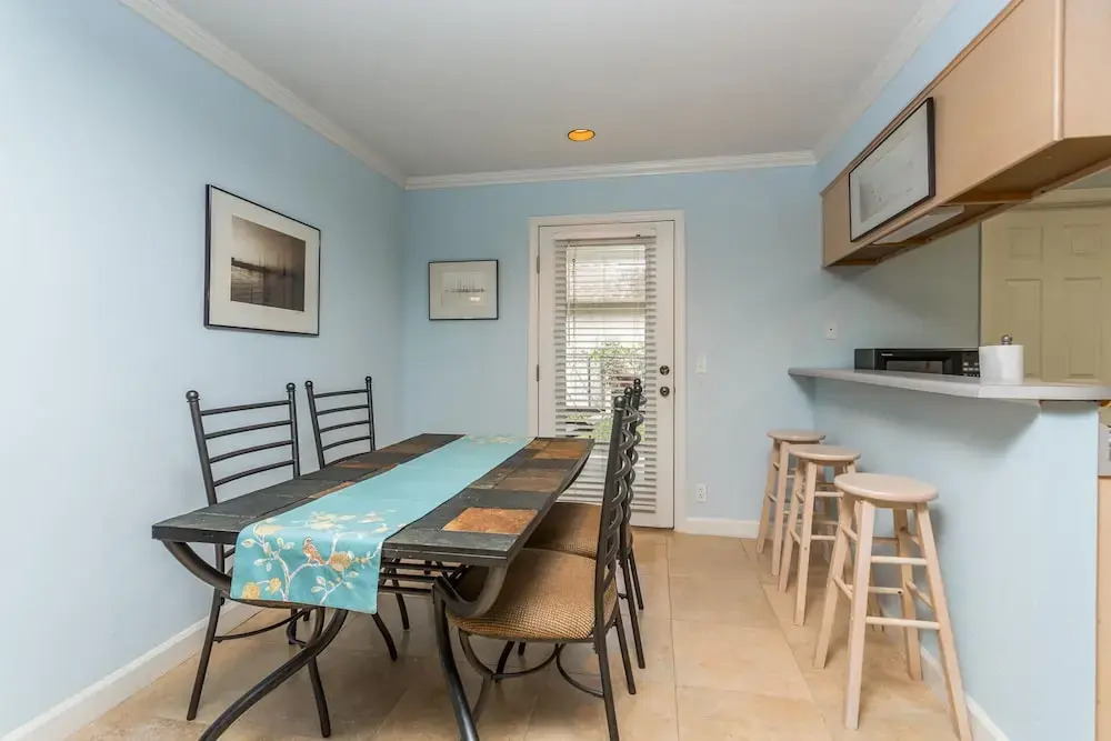 707a Oglethorpe Avenue by Hodnett Cooper