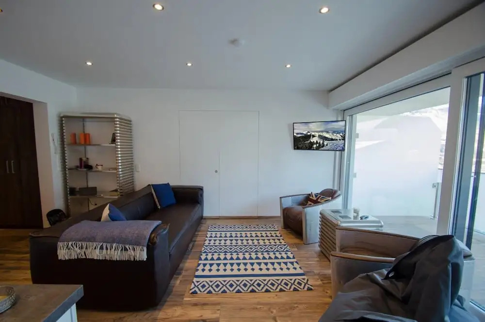 Superb Alpine Lodges Zell am See 6-8pax