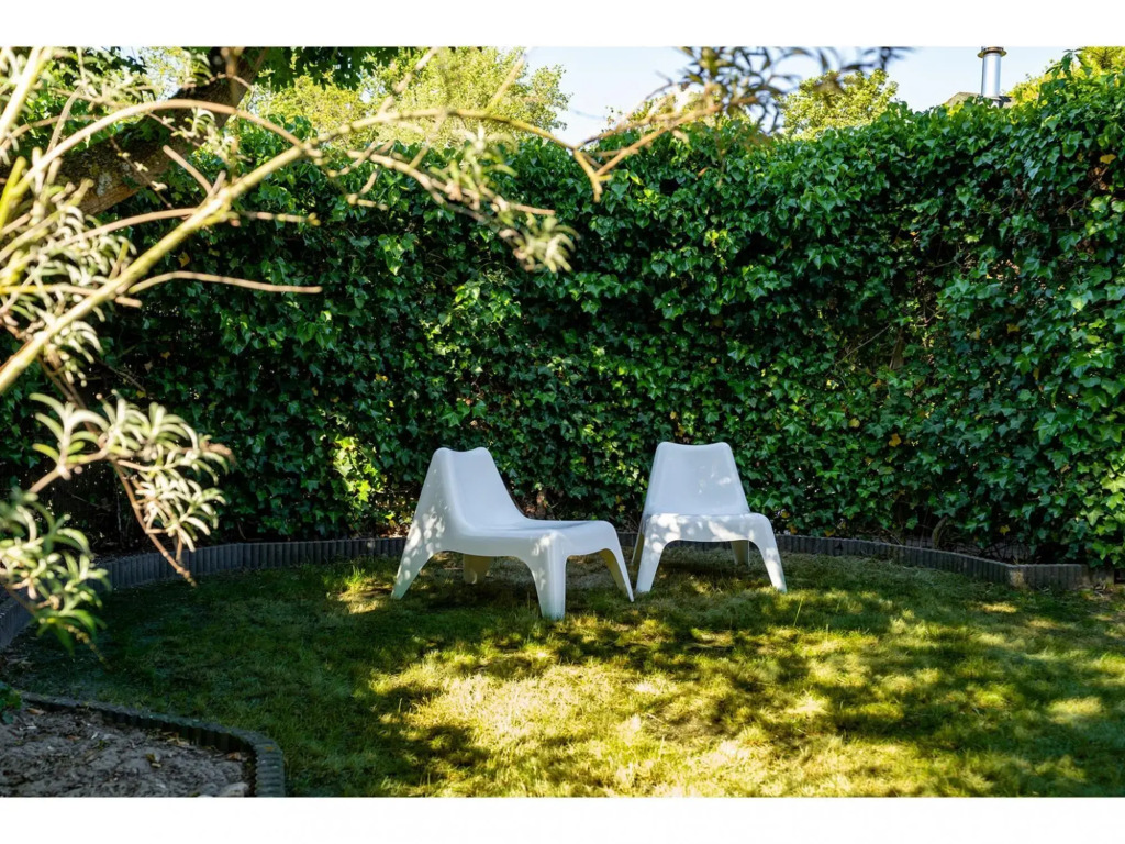 Holiday home 10 minutes by bike from the beaches of Ouddorp