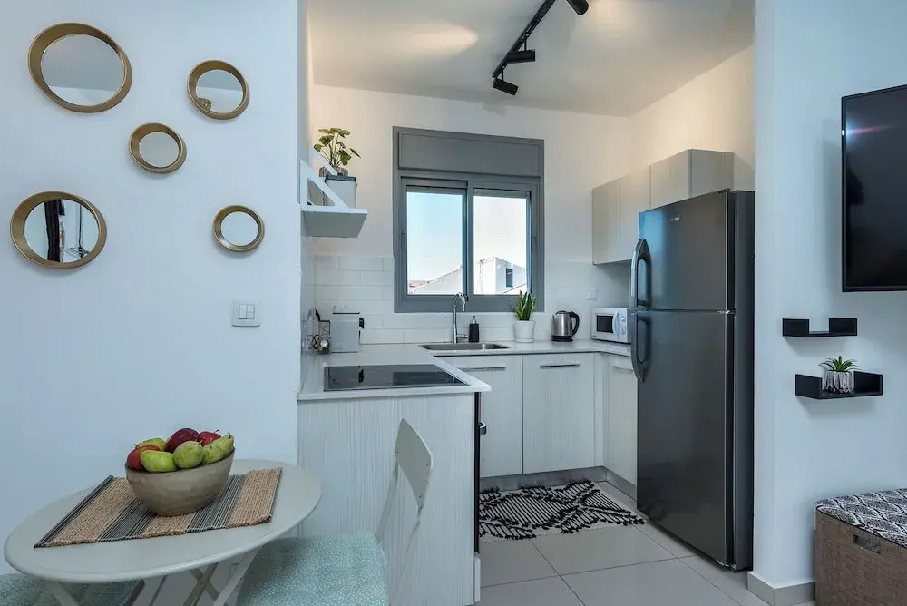 Melony Apartment