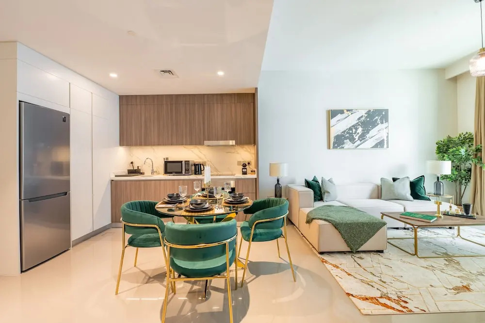 Beach Vista Tower 2 P504