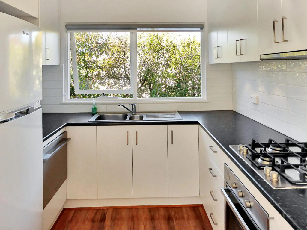 Glen Iris, Quiet Boutique 2 bedroom Netflix, WIFI, Parking, Free Wine