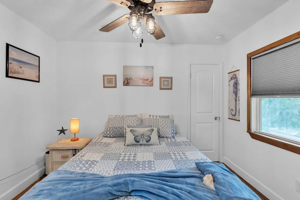 Relaxing Home Near St. Augustine Attractions 4 Bedroom Residence