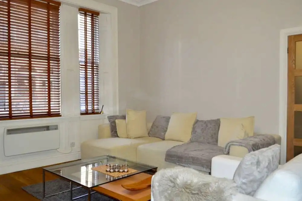 Modern Open-plan Leith Flat