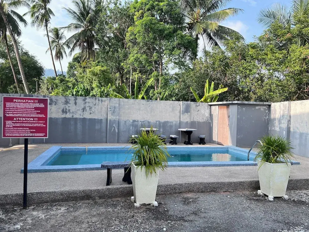 OYO 90967 Homestay Chalet Warisan Siti