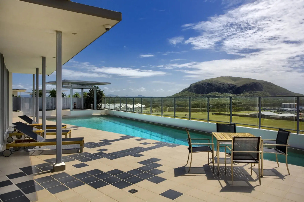 White Shells Luxury Apartments Marcoola