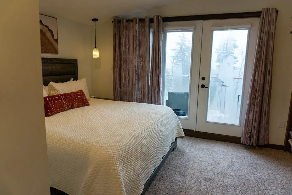 3 Br: Sanctuary 185 at Snowshoe
