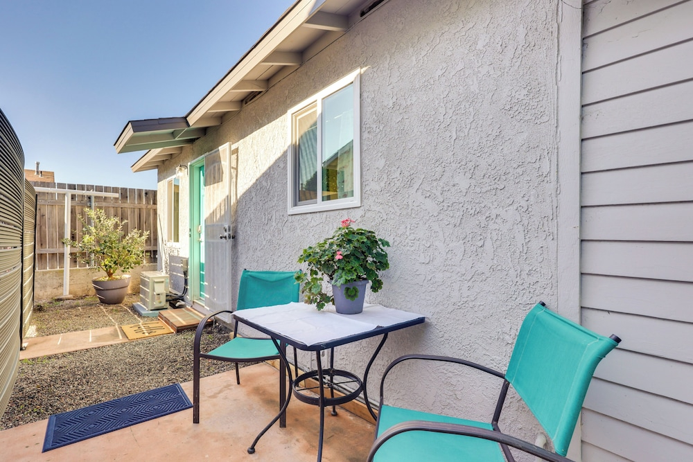 Quiet Carpinteria Cottage By Town & Beaches